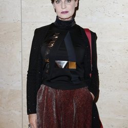 Antonia Dell'Atte con purpurina en los ojos